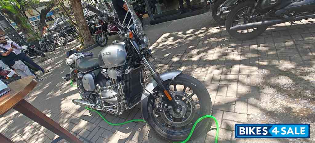 Yezdi Roadster Chrome