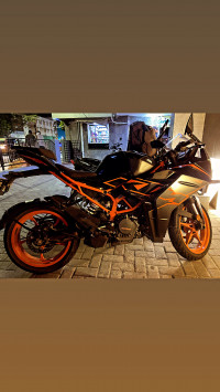 Black N Orange KTM RC 125