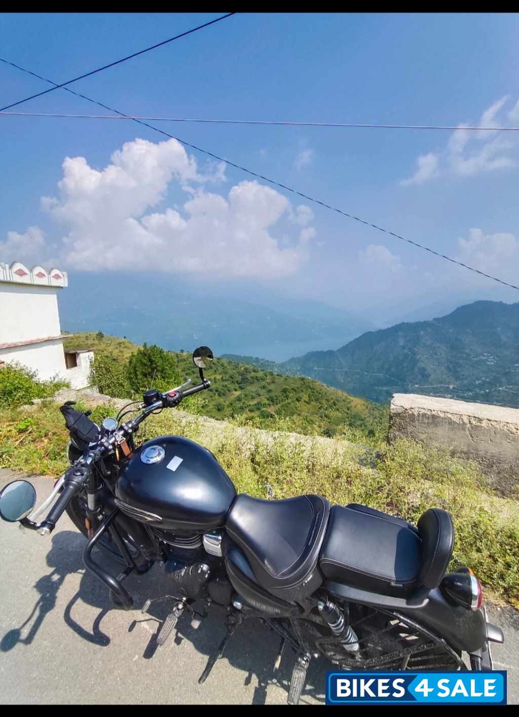 Royal Enfield Meteor 350 Stellar