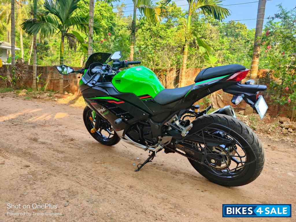 Kawasaki Ninja 300 BS6 Kawasaki Ninja 300 BS6