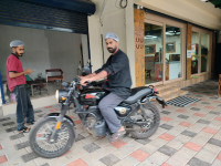 Royal Enfield Hunter 350 Metro