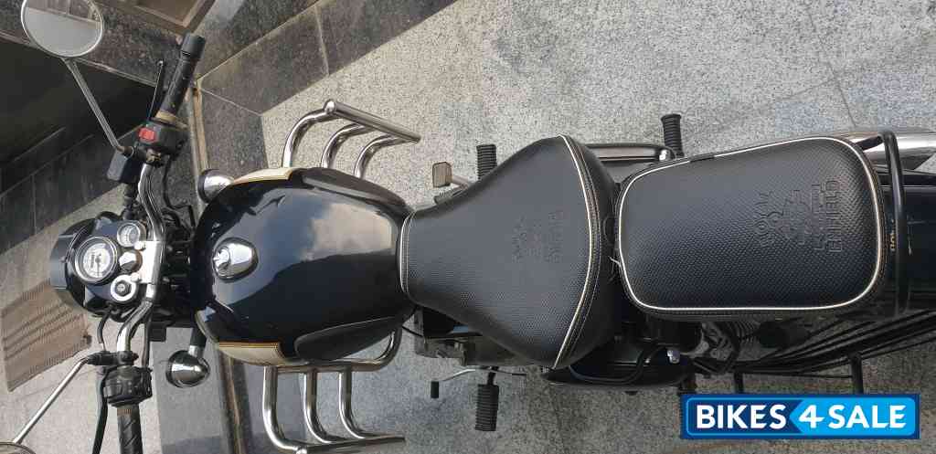 Black Royal Enfield Classic 350