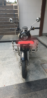 Black Royal Enfield Classic 350