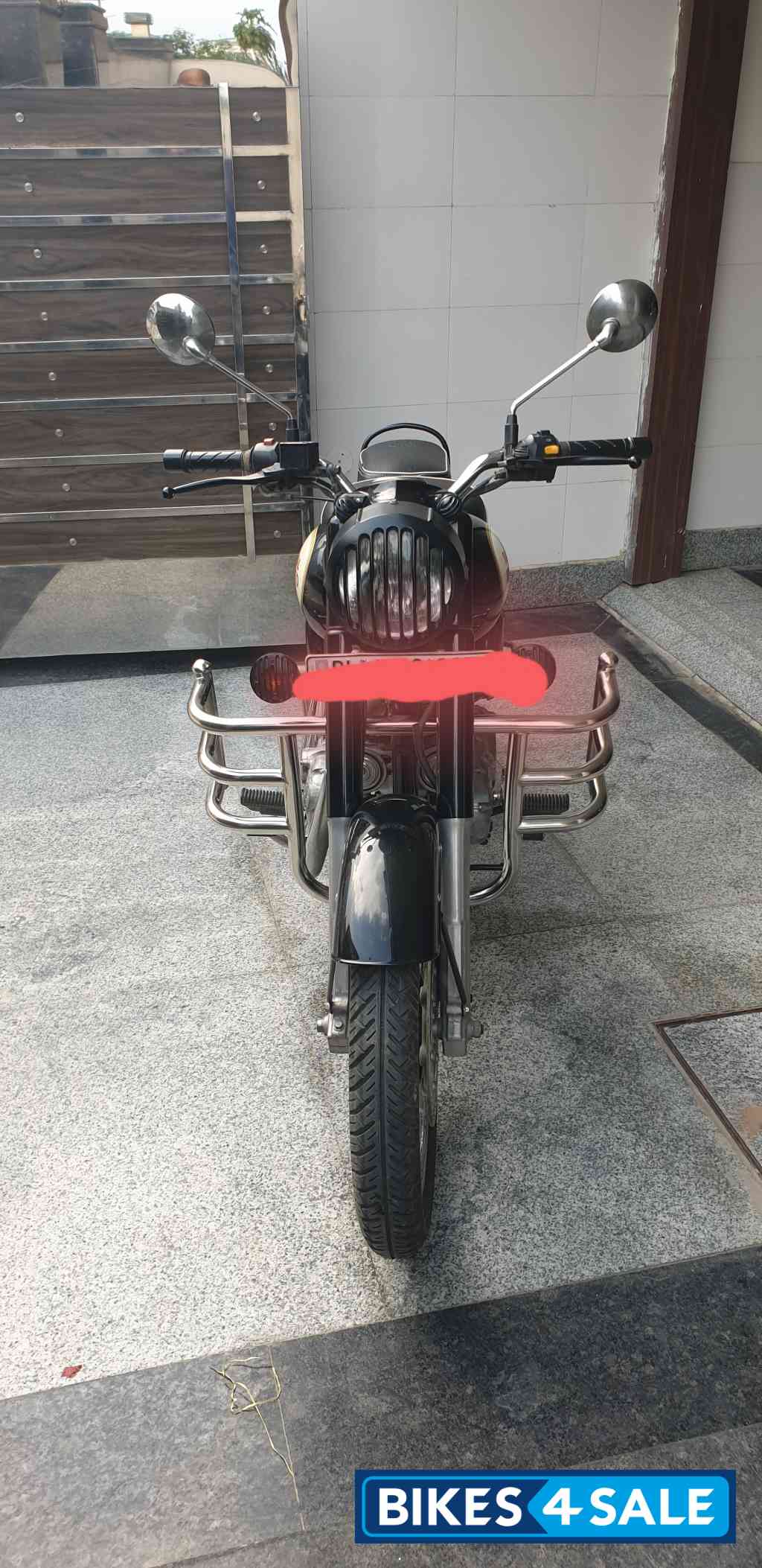 Black Royal Enfield Classic 350