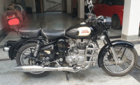 Black Royal Enfield Classic 350