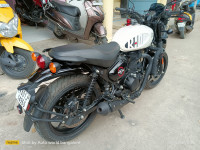 Royal Enfield Hunter 350 Metro