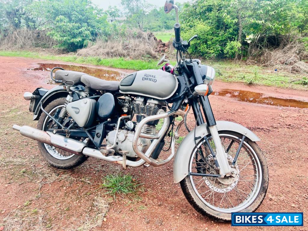Royal Enfield Classic 350