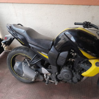 Yamaha FZ