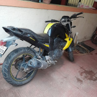 Yamaha FZ