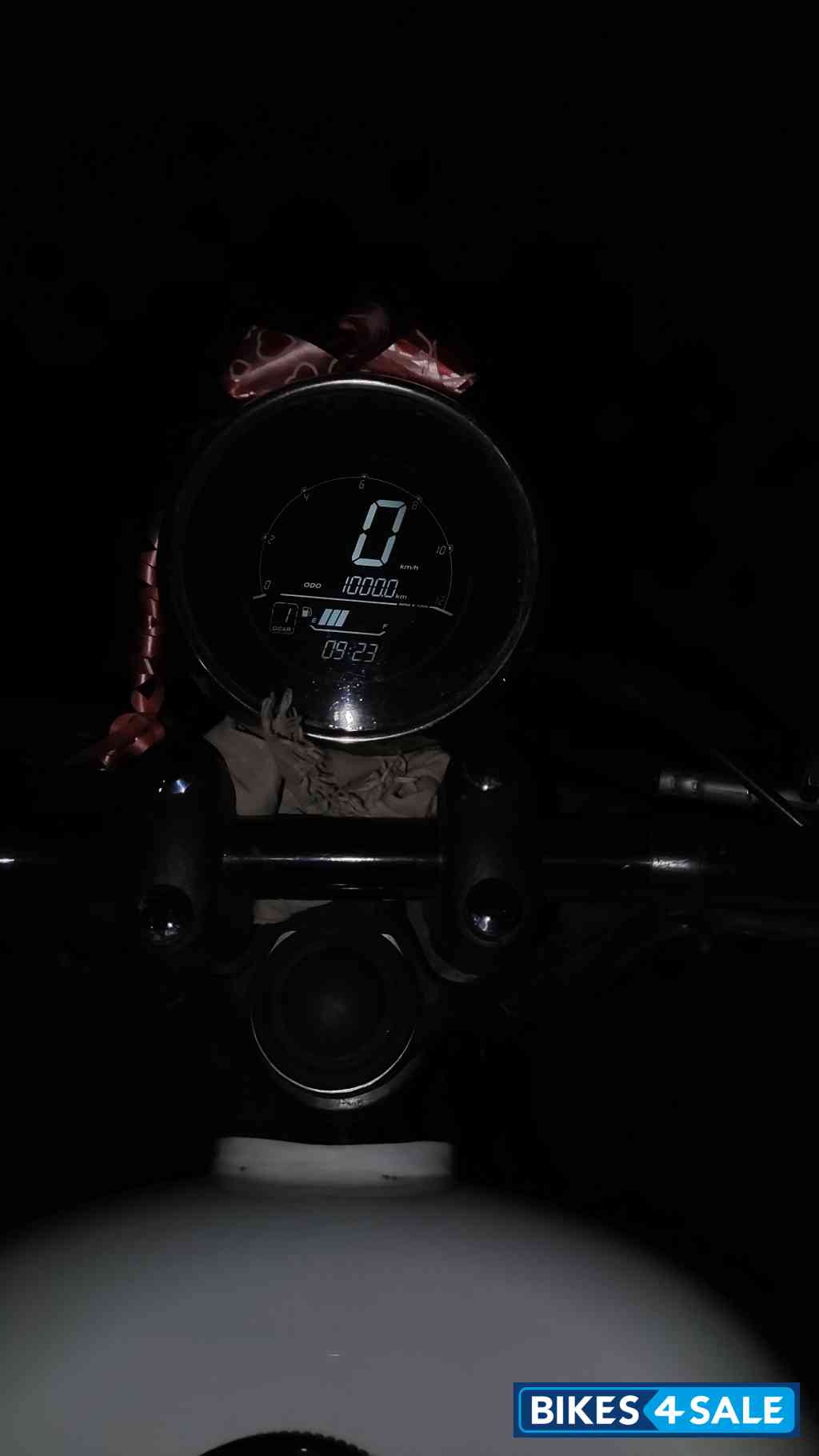 Jashper Red Jawa 42 Bobber Dual Channel ABS