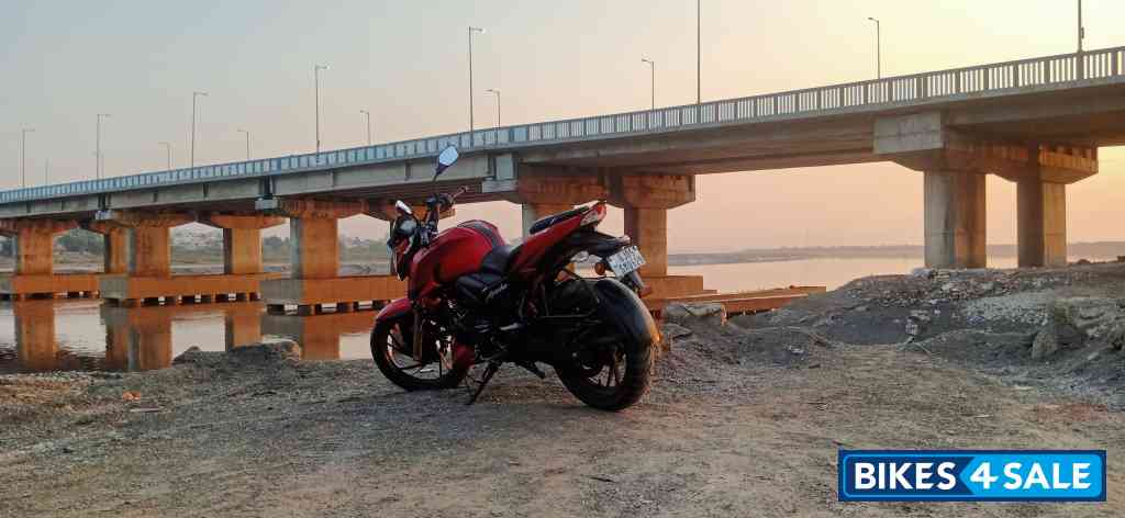 Red Matte TVS Apache RTR 200 4V