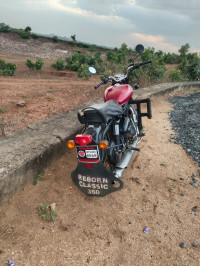 Regal Red Royal Enfield Bullet 350 ES BS6