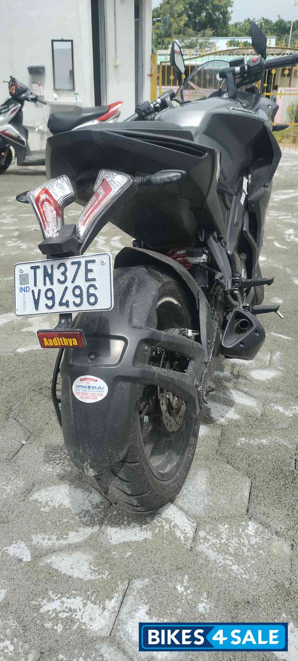 Grey Bajaj Pulsar RS 200 BS6