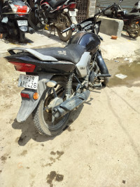 Silver Grey Yamaha Saluto 125