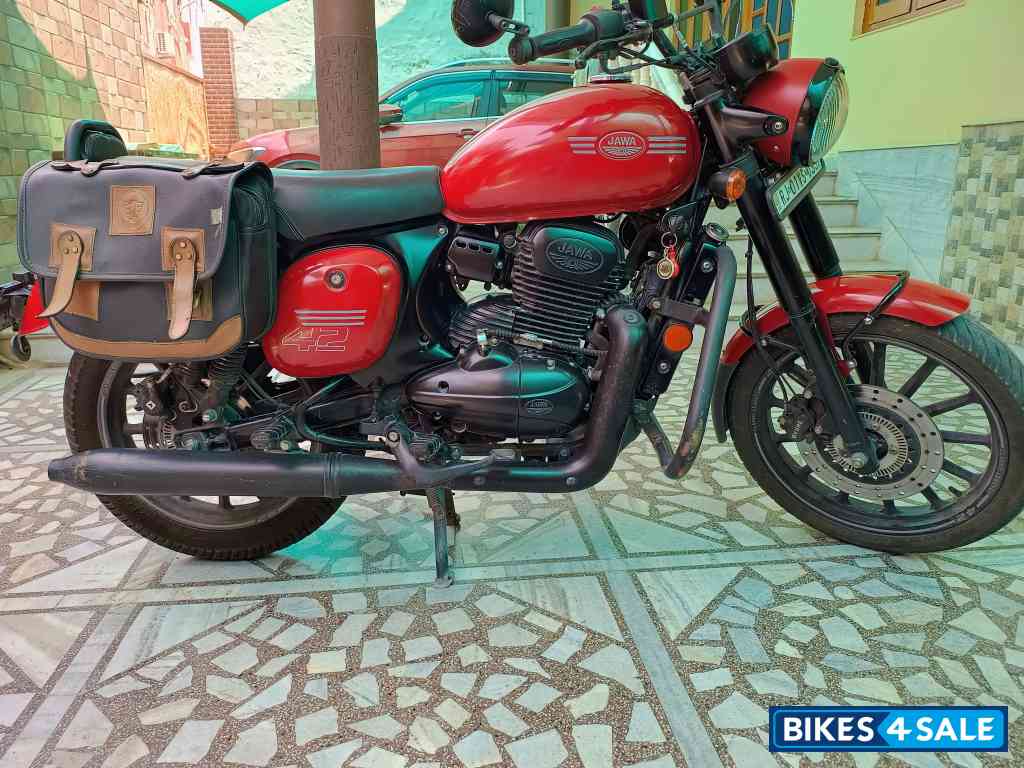 Jawa 42 Dual Channel ABS Orion Red