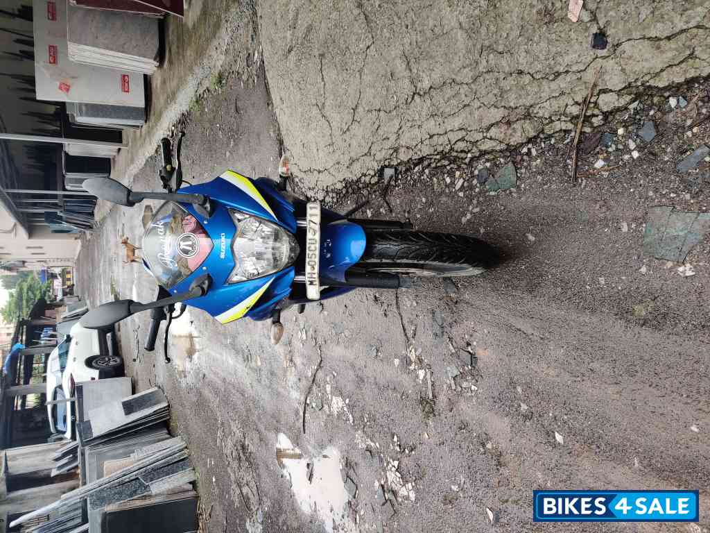 Blue Black Suzuki Gixxer SF BS6