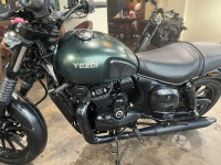 Yezdi Roadster Hunter green 2024 Model