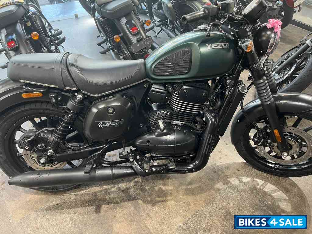 Green Yezdi Roadster Hunter green