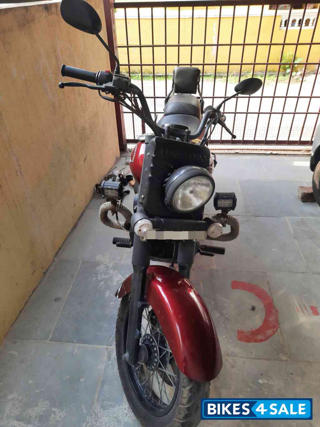 Marron UM Renegade Commando