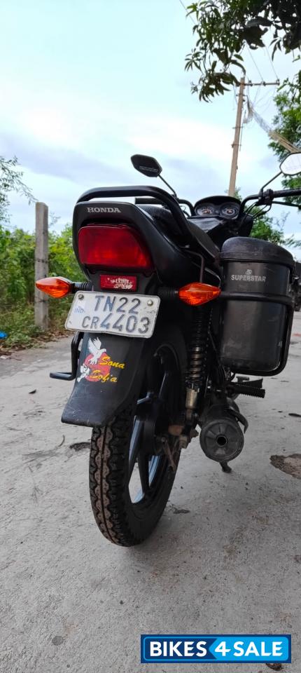 Grey Honda Dream Neo