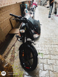 Bajaj Pulsar 125