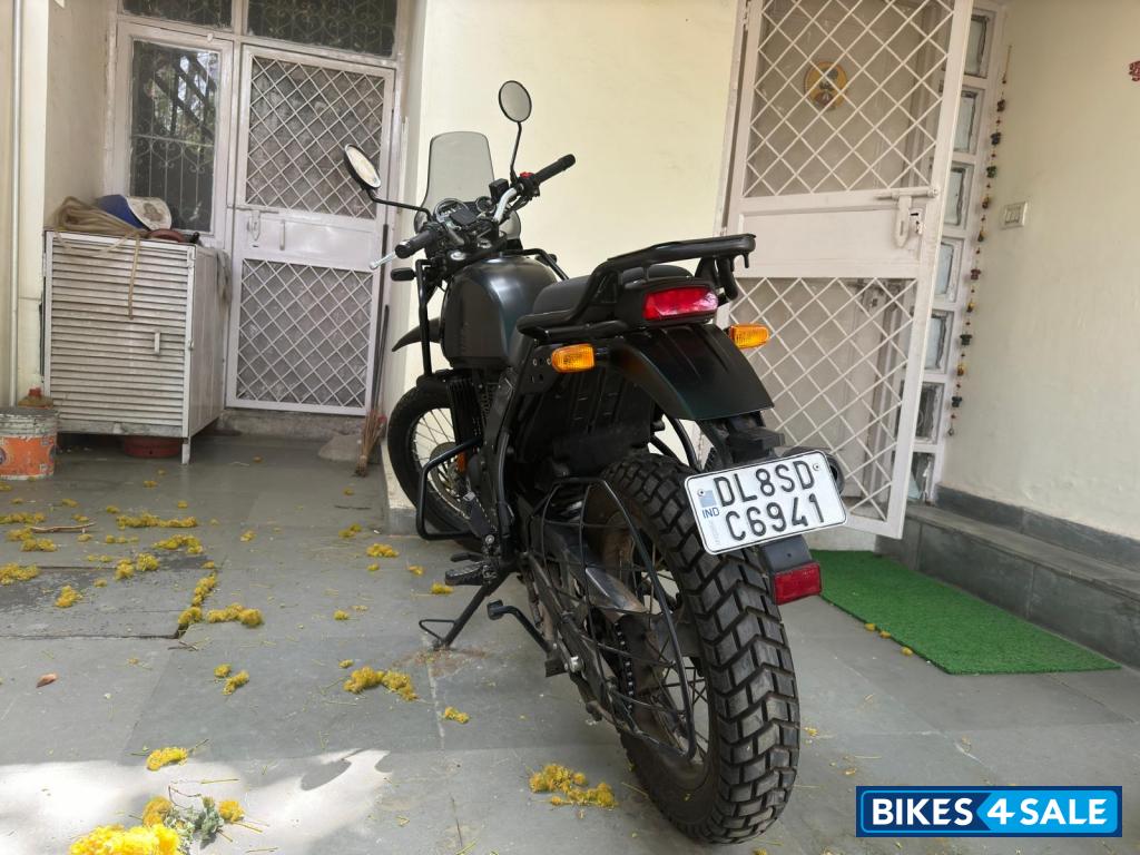 Granit Black Royal Enfield Himalayan 411