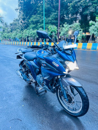 Blue Yamaha Fazer 25