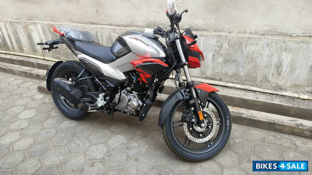 Red Hero Xtreme 125R