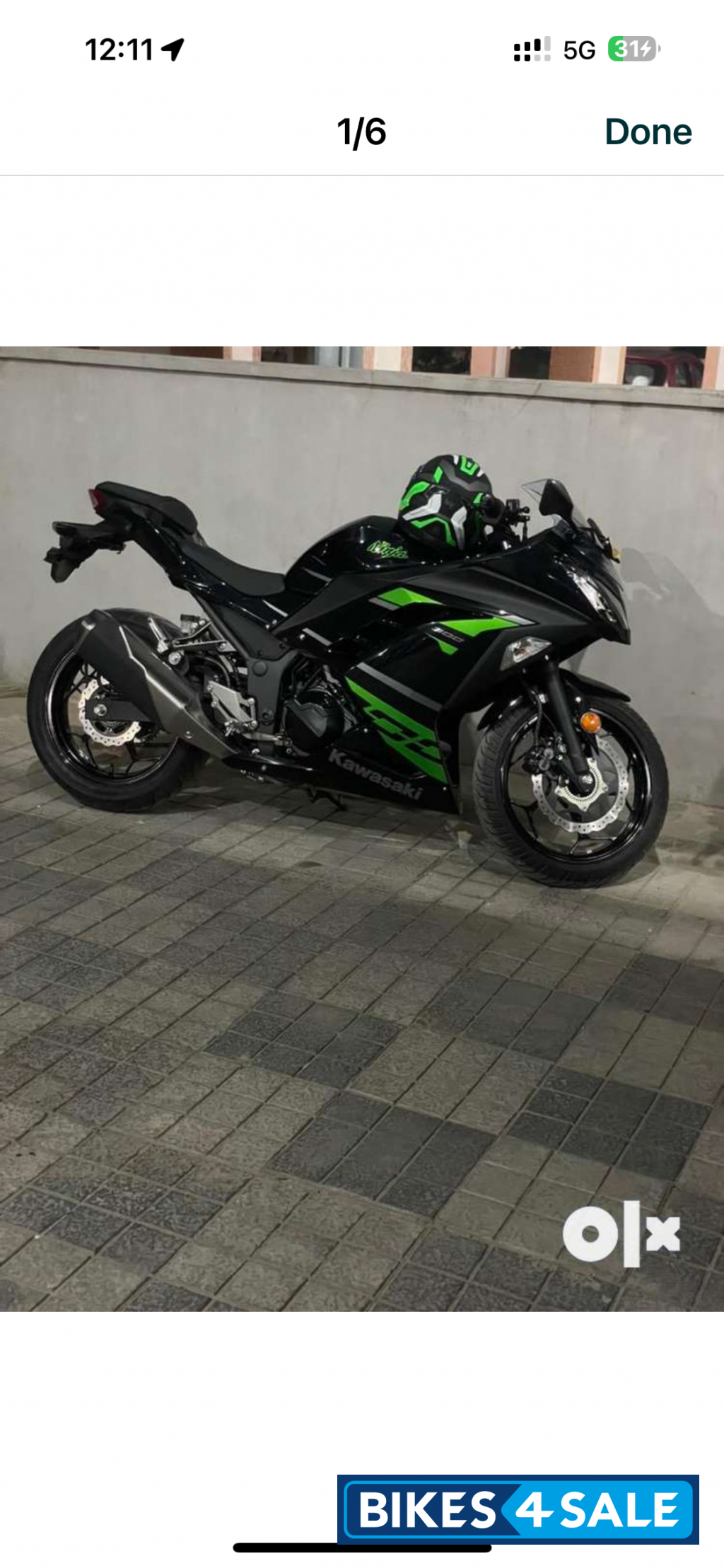 Ebony Black Kawasaki Ninja 300 BS6 2022