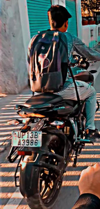 Black Bajaj Pulsar NS 160