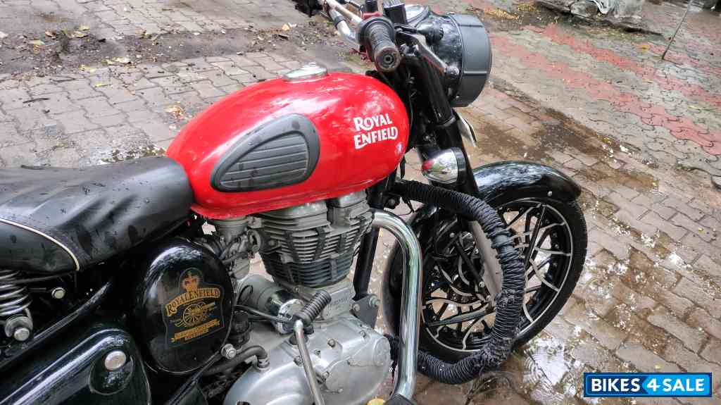 Royal Enfield Classic 350 Redditch Red