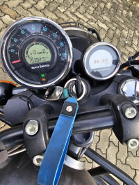 Grey Royal Enfield Meteor 350 Fireball