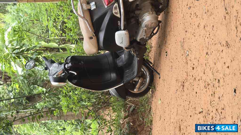 Vespa VXL 150 Vespa VXL 150