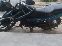 Blue And Black Hero Glamour 125 Disc