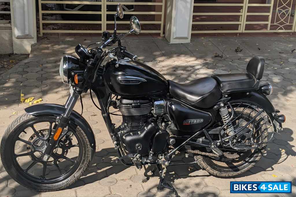 Royal Enfield Meteor 350 Stellar