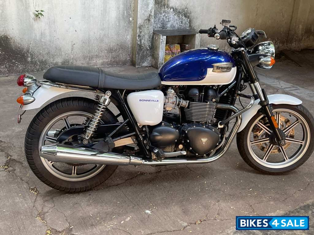 Triumph Bonneville T100