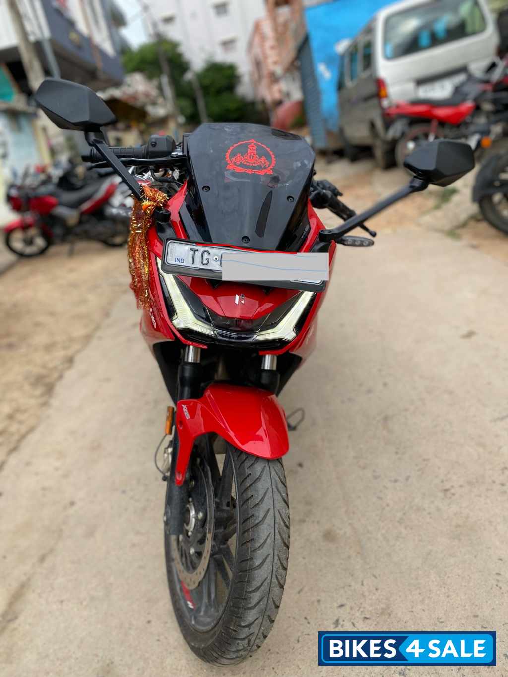 Hero Karizma XMR