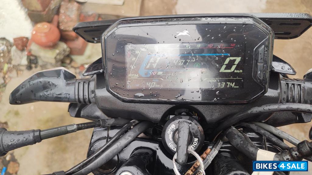 Super Squad Edition Black Pant TVS Raider 125 Marvel Super Squad Edition