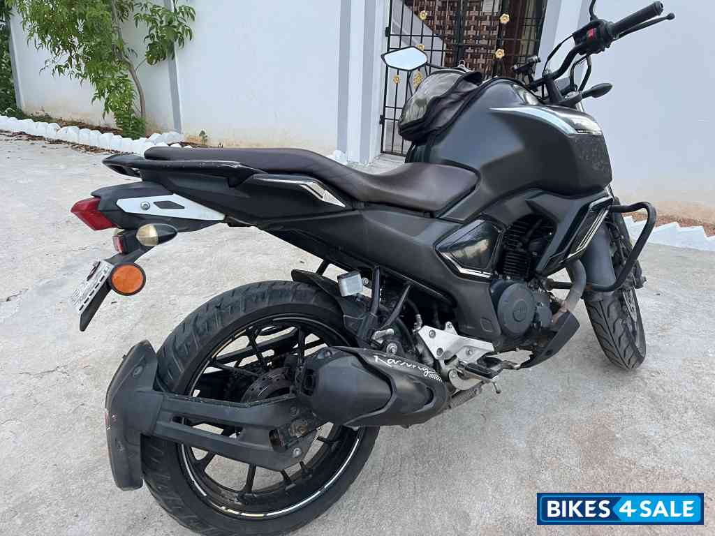 Yamaha FZ-S FI V3 BS6