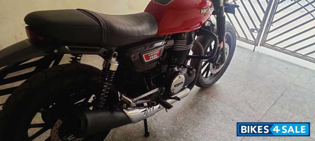 Red Honda 2023 CB350RS DLX Pro