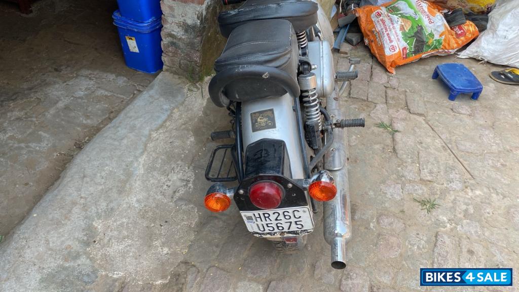 Royal Enfield Classic 350