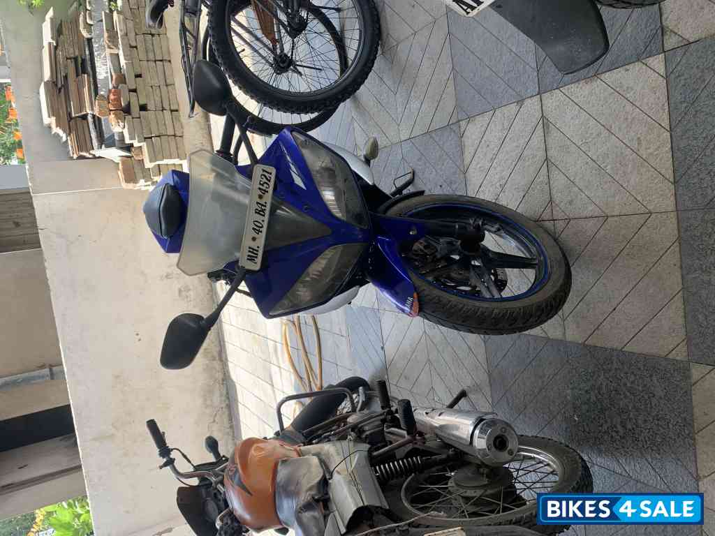 Yamaha YZF R15 V2