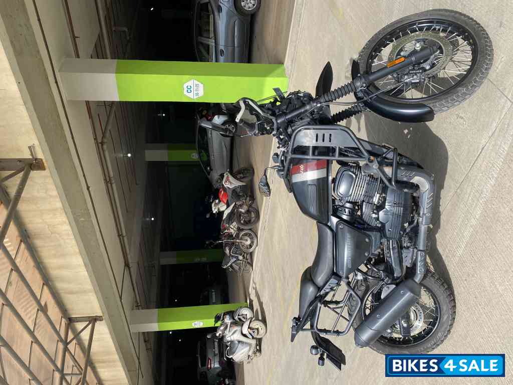 Mambo Black Yezdi Adventure Matte