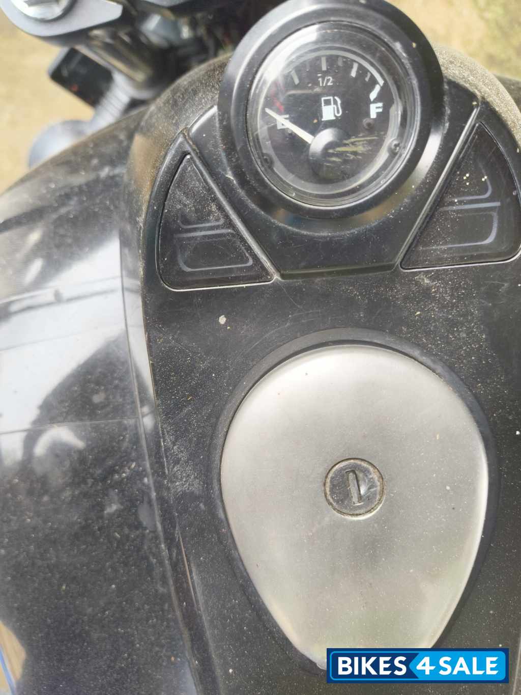 Bajaj Avenger Street 180