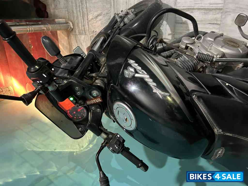 Black Bajaj Pulsar 150 DTSi