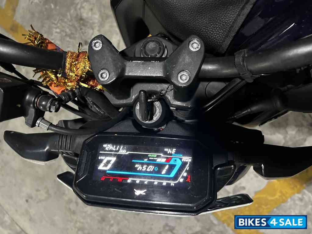 TVS Raider Split Seat