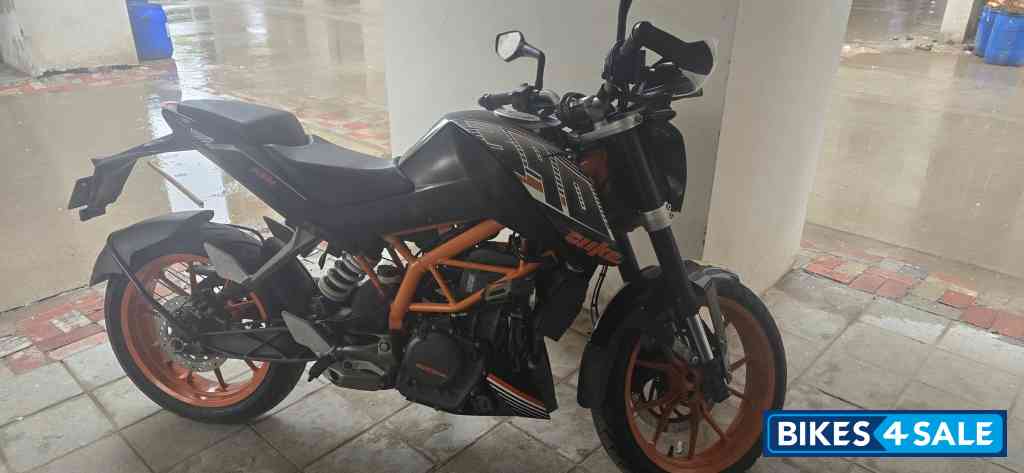 KTM Duke 390