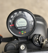 Rebel Black Royal Enfield Hunter 350 Metro