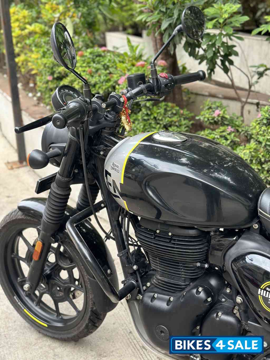 Rebel Black Royal Enfield Hunter 350 Metro