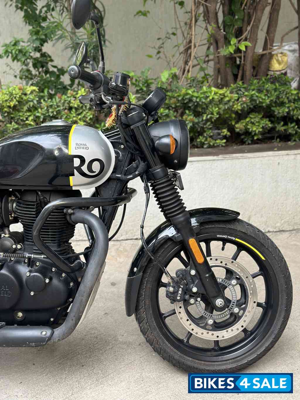 Rebel Black Royal Enfield Hunter 350 Metro